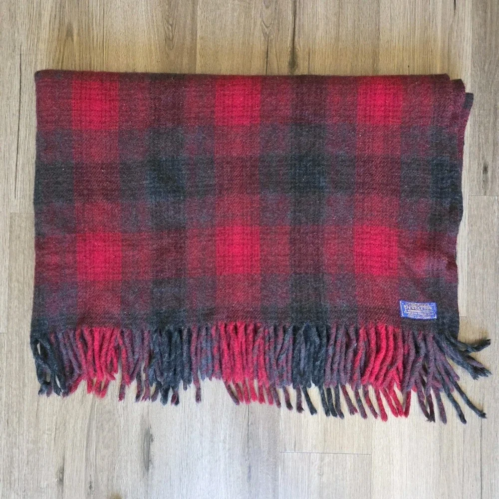 VTG Pendleton Wool Stadium Blanket Tartan Plaid Red Black 48x60 + Fringe 30s-50s